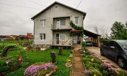 Kuca, Beograd, Zemun, prodaja, 217m2, 165000e, id958373