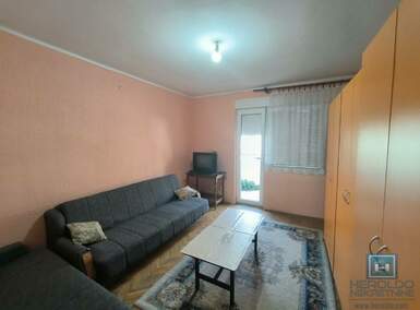 Dvosoban stan, Ćuprija, izdavanje, 49m2, 150e, id1207964