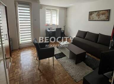 Jednosoban stan, Novi Sad, Centar, prodaja, 35m2, 90000e, id1254387