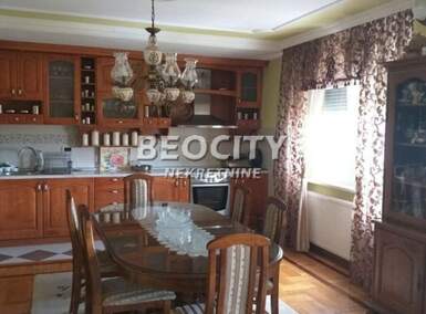 Kuca, Novi Sad, Futog, prodaja, 280m2, 250000e, id1254992