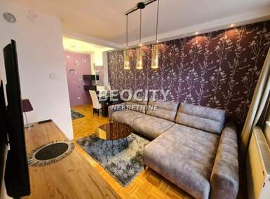 Trosoban stan, Novi Sad, Centar, prodaja, 68m2, 143000e, id1255273