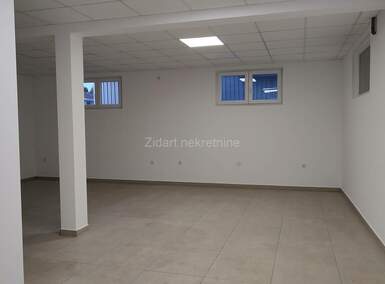 Poslovni prostor / Lokal, Beograd, Batajnica, izdavanje, 45m2, 350e, id1258244