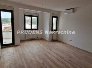 Dvoiposoban stan, Beograd, Bulevar kralja Aleksandra, prodaja, 59m2, 180650e, id993276