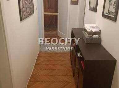 Trosoban stan, Beograd, Blok 7 (paviljoni), prodaja, 54m2, 130000e, id1258980