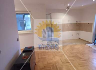 Jednoiposoban stan, Beograd, Petlovo Brdo, prodaja, 30m2, 67000e, id1212761