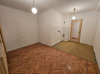 Jednoiposoban stan, Užice, Rosulje, prodaja, 54m2, 54000e, id1272025