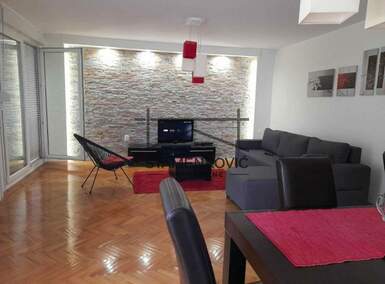 Trosoban stan, Novi Sad, Liman III, izdavanje, 80m2, 950e, id1106449