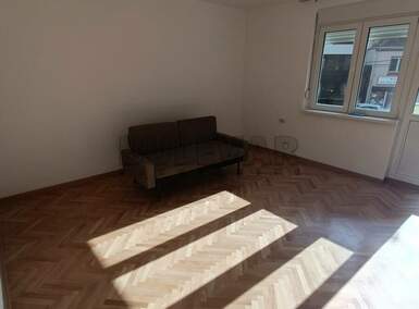 Poslovni prostor / Lokal, Niš, Crveni pevac, izdavanje, 48m2, 370e, id1275847