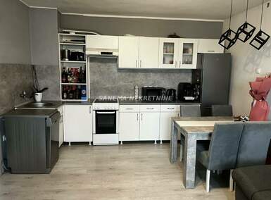 Dvoiposoban stan, Sombor, prodaja, 62m2, 63900e, id1275860