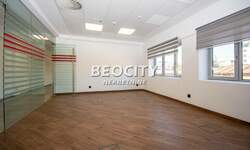 Poslovni prostor / Lokal, Beograd, Zemun (centar), izdavanje, 325m2, 3900e, id1281571