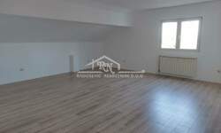 Trosoban stan, Beograd, Petlovo Brdo, prodaja, 61m2, 92000e, id1258282