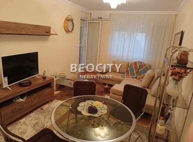 Dvosoban stan, Novi Sad, Centar, izdavanje, 44m2, 500e, id1288377