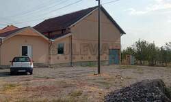 Poslovni prostor / Lokal, Kragujevac, Desimirovac, izdavanje, 408m2, 1200e, id1293043