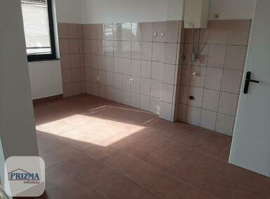 Dvosoban stan, Paraćin, izdavanje, 79m2, 150e, id1300263