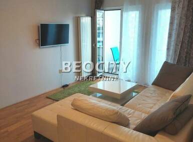 Trosoban stan, Beograd, Vračar (centar), izdavanje, 68m2, 850e, id1307107