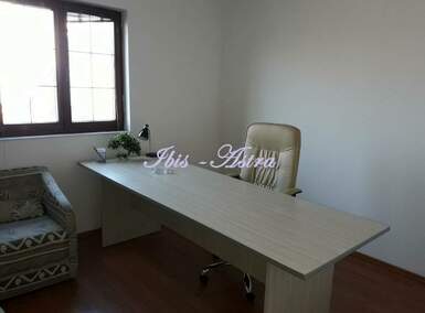 Poslovni prostor / Lokal, Beograd, Olimp, izdavanje, 95m2, 650e, id1296499