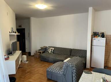 Dvosoban stan, Beograd, Uciteljsko Naselje, izdavanje, 50m2, 600e, id1318384