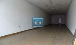 Poslovni prostor / Lokal, Paraćin, izdavanje, 90m2, 350e, id1318438