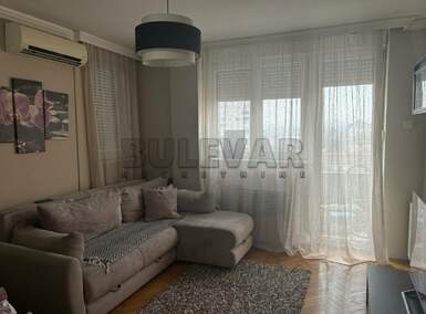 Jednoiposoban stan, Niš, Pravni fakultet, prodaja, 46m2, 97800e, id1318468