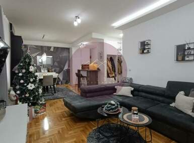 Trosoban stan, Beograd, Vojvode Vlahovića, prodaja, 70m2, 185000e, id1318571