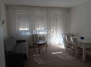 Jednosoban stan, Novi Sad, Centar, izdavanje, 31m2, 300e, id1334176