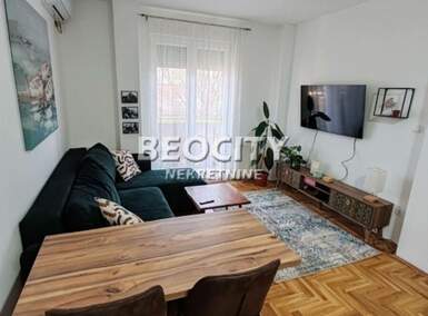 Trosoban stan, Novi Sad, Petrovaradin, izdavanje, 50m2, 450e, id1336865