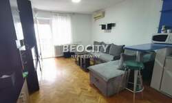 Jednosoban stan, Novi Sad, Centar, izdavanje, 33m2, 350e, id1341244