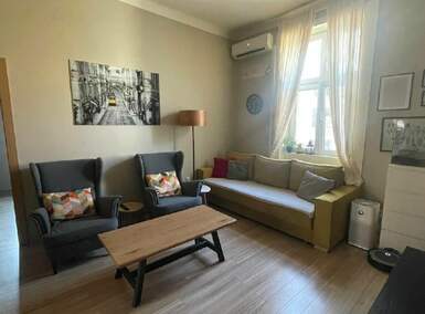 Trosoban stan, Beograd, Kalenic Pijaca, prodaja, 61m2, 239000e, id1341776