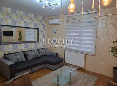 Jednosoban stan, Novi Sad, Centar, izdavanje, 30m2, 320e, id1341845