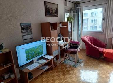 Trosoban stan, Beograd, Blok 11 C (stari Merkator), izdavanje, 64m2, 650e, id1342689