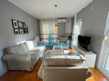 Dvosoban stan, Beograd, Hram Svetog Save, izdavanje, 46m2, 950e, id1036322