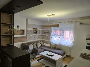 Dvoiposoban stan, Niš, Pantelej(Niš), izdavanje, 45m2, 370e, id1347398