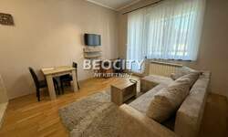 Jednosoban stan, Novi Sad, Bulevar Oslobođenja, izdavanje, 32m2, 350e, id1347457