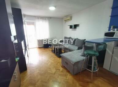 Jednosoban stan, Novi Sad, Centar, izdavanje, 33m2, 350e, id1347710