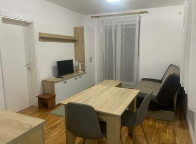 Jednoiposoban stan, Beograd, Borca, izdavanje, 31m2, 350e, id1349008