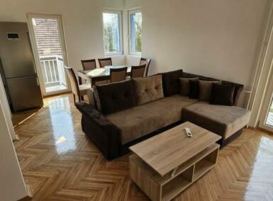 Trosoban stan, Beograd, Zeleno Brdo, izdavanje, 78m2, 700e, id1350202