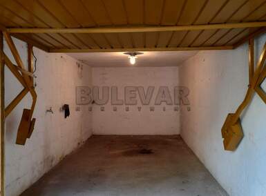 Garaza, Niš, Bulevar Nemanjića, izdavanje, 18m2, 70e, id886310