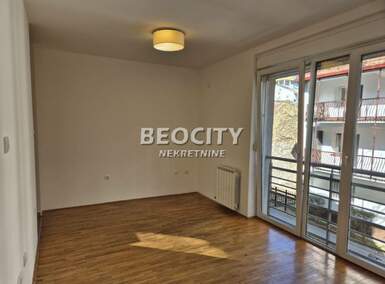 Jednosoban stan, Novi Sad, Centar, izdavanje, 26m2, 280e, id1353177